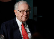 Jawaban Sederhana Warren Buffett Soal Alasan Mundur dari CEO Berkshire Hathaway